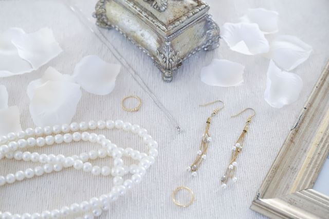 自社ブランドの指輪などのジュエリーをOEM委託するならpoonys（プーニーズ）へ