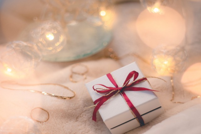 アクセサリーをプレゼントするときの2つのポイント